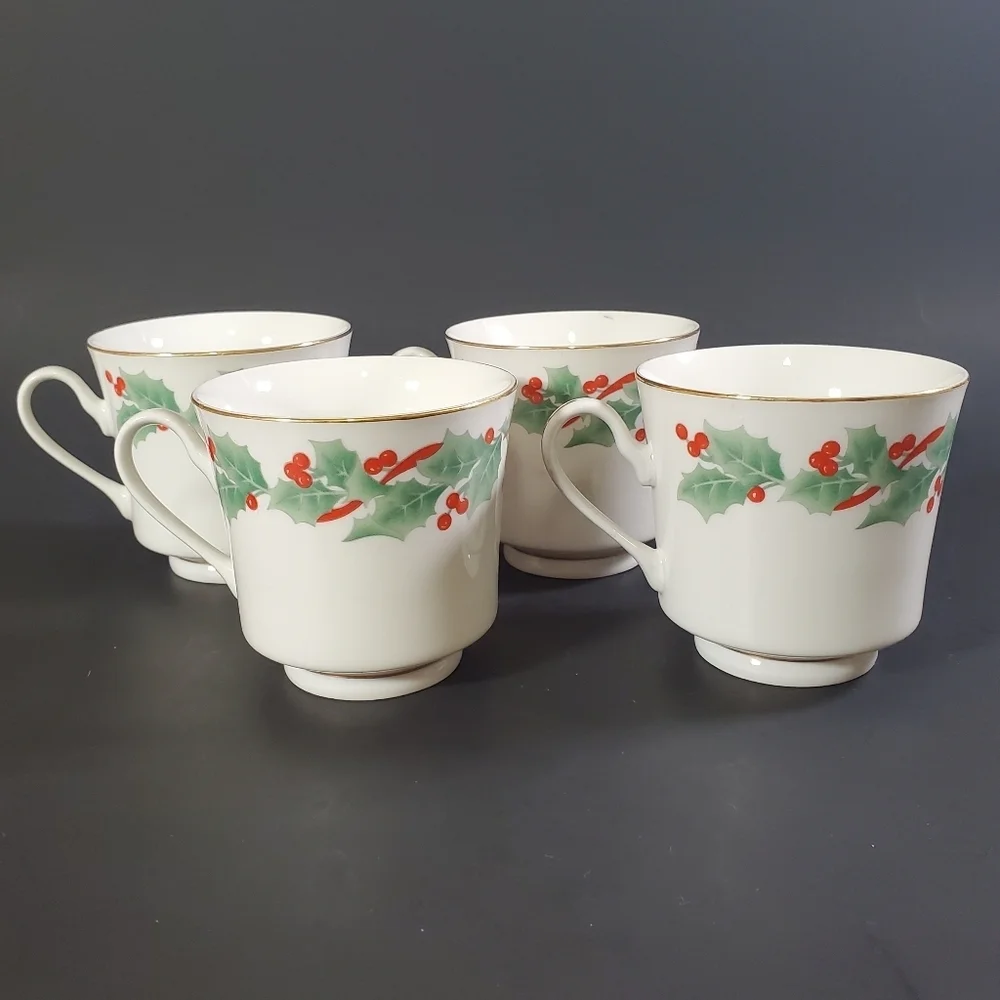 Sango Noel 1990 Christmas Teacups Mug Set of 4 Vintage Holiday Christmas